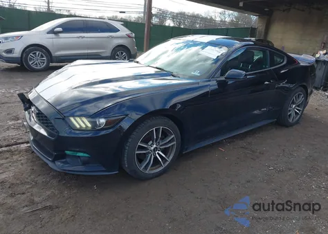 2015 Ford Mustang Ecoboost z USA, uszkodzony, nr VIN 1FA6P8TH1F5387682